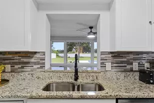 8120 Gondola Dr, Orlando, FL 32809 - Photo 9