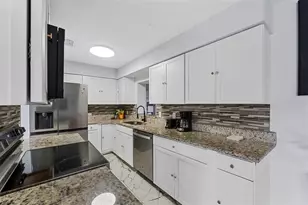 8120 Gondola Dr, Orlando, FL 32809 - Photo 11