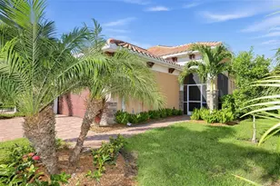 125 Colebrook Ct, Venice, FL 34292 - Photo 3