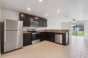 2119 Peyto Wy, Lakeland, FL 33805 - Photo 13