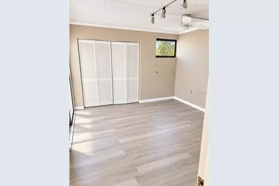 5228 Cypress Creek Drive #105, Orlando, FL 32811 - Photo 9