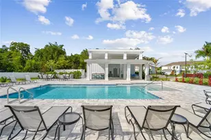 4044 Via Sienna Cir, Sarasota, FL 34243 - Photo 19