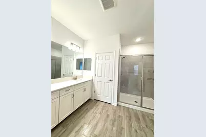 4044 Via Sienna Circle, Sarasota, FL 34243 - Photo 7
