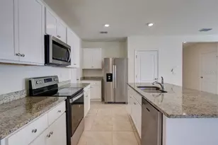 2501 Ribbon Fall Ave, Davenport, FL 33837 - Photo 7
