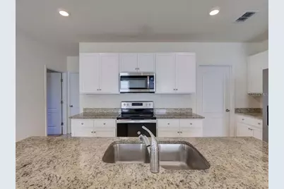 2501 Ribbon Fall Avenue, Davenport, FL 33837 - Photo 5