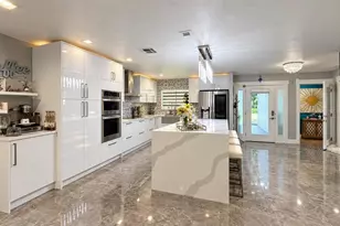 5213 Wildflower Rd, Orlando, FL 32821 - Photo 5