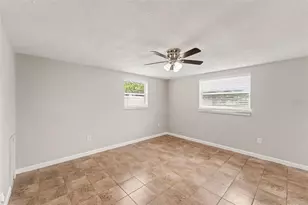 9035 St Regis Ln, Port Richey, FL 34668 - Photo 7