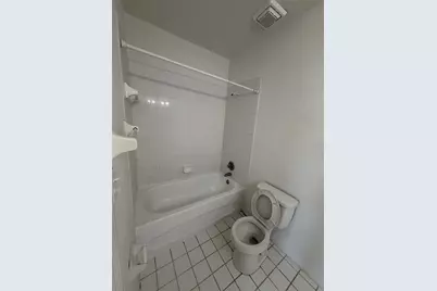 483 Las Cortes Lane #205, Orlando, FL 32824 - Photo 15