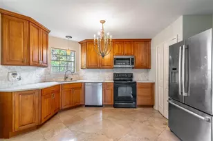 472 Mayfair Cir, Orlando, FL 32803 - Photo 11