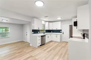 5424 14th Ave N, Saint Petersburg, FL 33710 - Photo 3