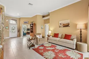 2229 Gwynhurst Blvd, Wesley Chapel, FL 33543 - Photo 9