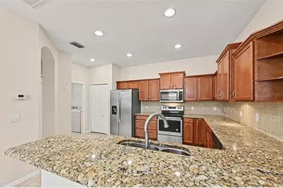 11426 Cambray Creek Loop, Riverview, FL 33579 - Photo 15