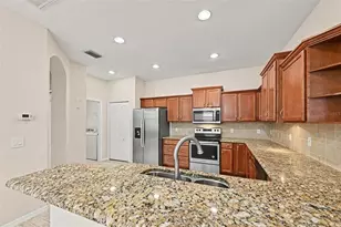 11426 Cambray Creek Loop, Riverview, FL 33579 - Photo 15