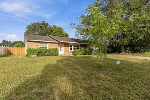 550 Murphy Ave, Deltona, FL 32725 - Photo 3