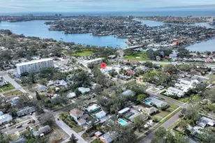 7401 1/2 1st Ave N, Saint Petersburg, FL 33710 - Photo 21
