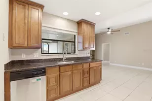 7320 Wethersfield Dr, Orlando, FL 32819 - Photo 5