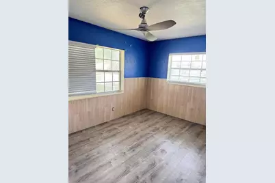 3995 40th Street N, Saint Petersburg, FL 33714 - Photo 11