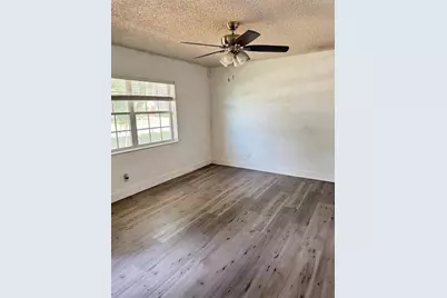 3995 40th Street N, Saint Petersburg, FL 33714 - Photo 19