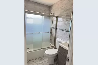 3995 40th Street N, Saint Petersburg, FL 33714 - Photo 9