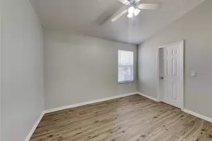 728 Hardwood Cir, Orlando, FL 32828 - Photo 15