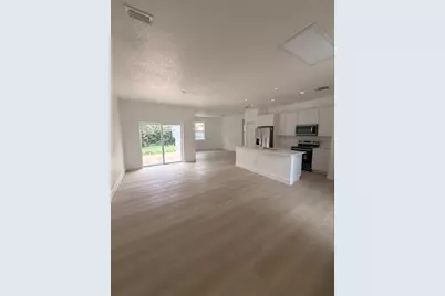 504 E Riviera Street, Avon Park, FL 33825 - Photo 3