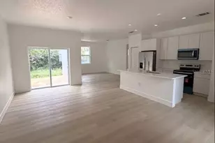 504 E Riviera St, Avon Park, FL 33825 - Photo 3