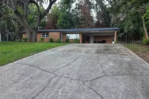 10906 Crescent Ln, Clermont, FL 34711 - Photo 3