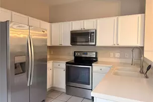 2897 Polvadero Ln, Orlando, FL 32835 - Photo 7