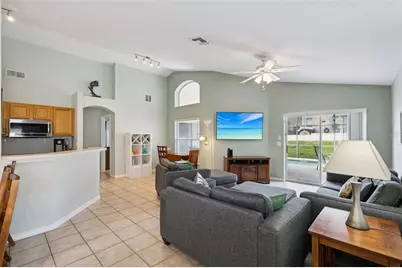 647 Paloma Drive, Davenport, FL 33837 - Photo 7