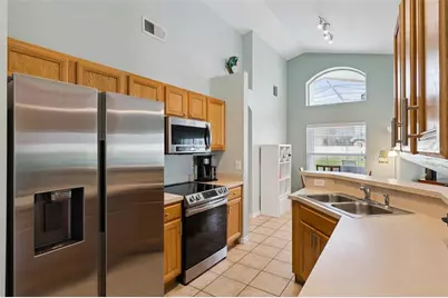 647 Paloma Drive, Davenport, FL 33837 - Photo 11