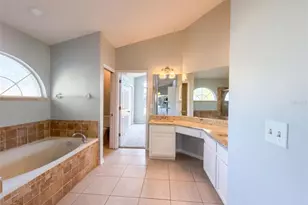 9703 Glenpointe Dr, Riverview, FL 33569 - Photo 27