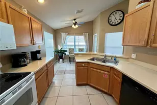 2564 Bear Creek Ct, Kissimmee, FL 34747 - Photo 7