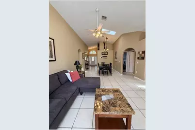 2564 Bear Creek Court, Kissimmee, FL 34747 - Photo 7