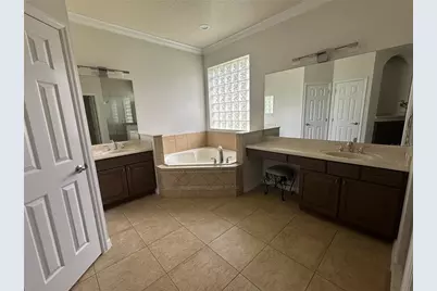11648 Delwick Drive, Windermere, FL 34786 - Photo 9