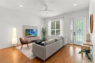 1222 Noble Pl, Orlando, FL 32801 - Photo 3