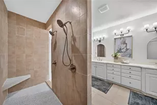 7103 Twelve Oaks Dr, Lakeland, FL 33813 - Photo 57