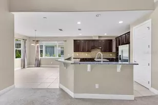 532 Crestwick Ct, Davenport, FL 33837 - Photo 7