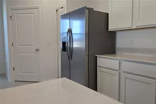 4822 Katrina Dr, Haines City, FL 33844 - Photo 5