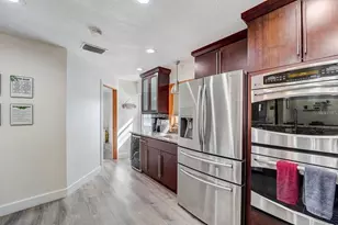 2598 Wood St, Sarasota, FL 34237 - Photo 19