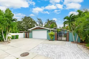 2598 Wood St, Sarasota, FL 34237 - Photo 49
