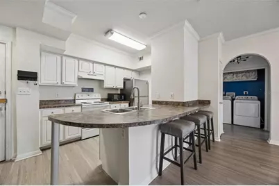 911 N Orange Avenue #411, Orlando, FL 32801 - Photo 3