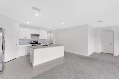 658 Cotulla Drive, Kissimmee, FL 34758 - Photo 9