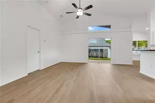 10250 Peoples Loop, Port Richey, FL 34668 - Photo 3
