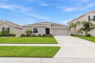 301 Pineywoods St, Saint Cloud, FL 34772 - Photo 1