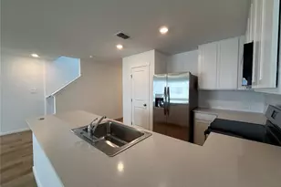 1054 Twins St, Davenport, FL 33837 - Photo 9