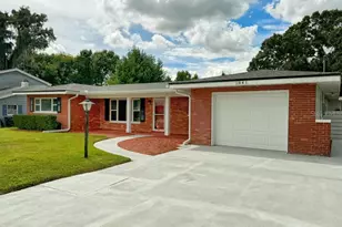 1841 5th St SE, Winter Haven, FL 33880 - Photo 5