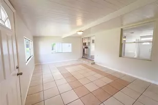 411 W Seminole Ave, Eustis, FL 32726 - Photo 9