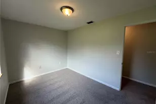 411 W Seminole Ave, Eustis, FL 32726 - Photo 15