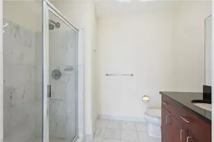 150 E Robinson St, Orlando, FL 32801 - Photo 33