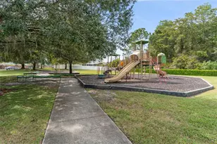 1827 Corner Meadow Cir, Orlando, FL 32820 - Photo 39